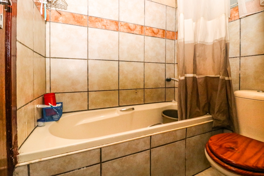 3 Bedroom Property for Sale in Top Town Eastern Cape